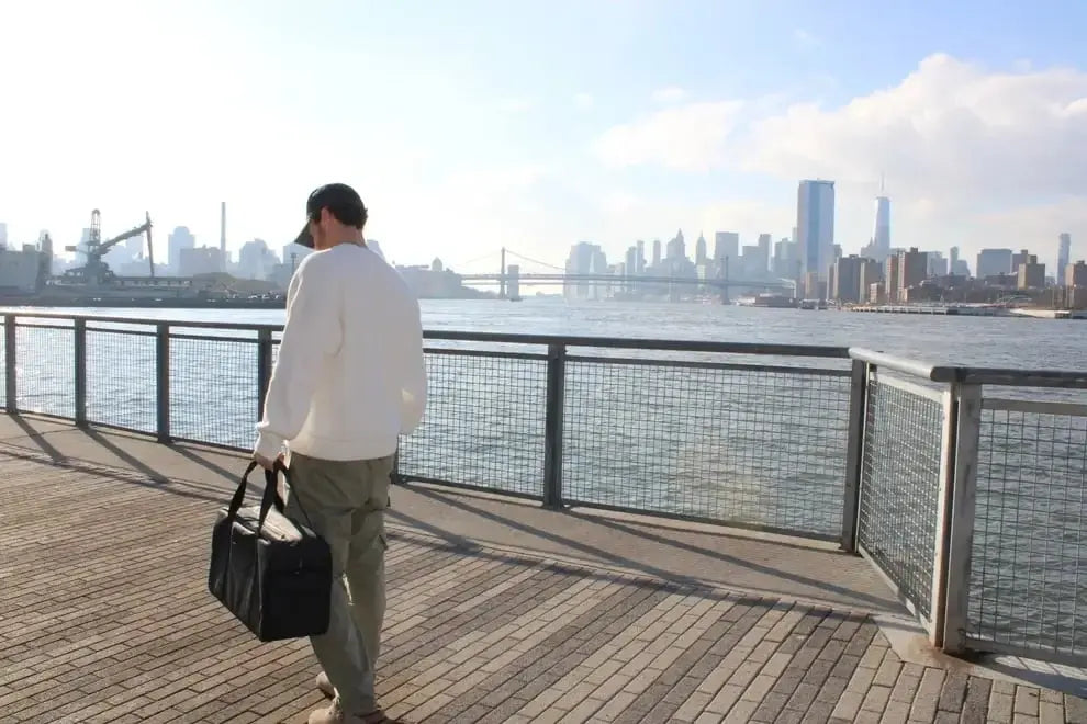 Expandable Bags vs. Traditional Luggage: Which Is Better?