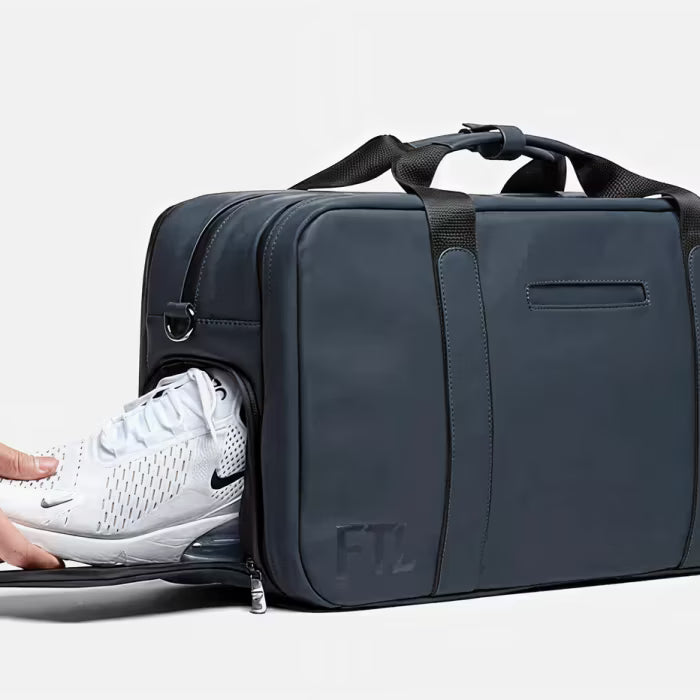 Laptop and shoes that never touch on busy days